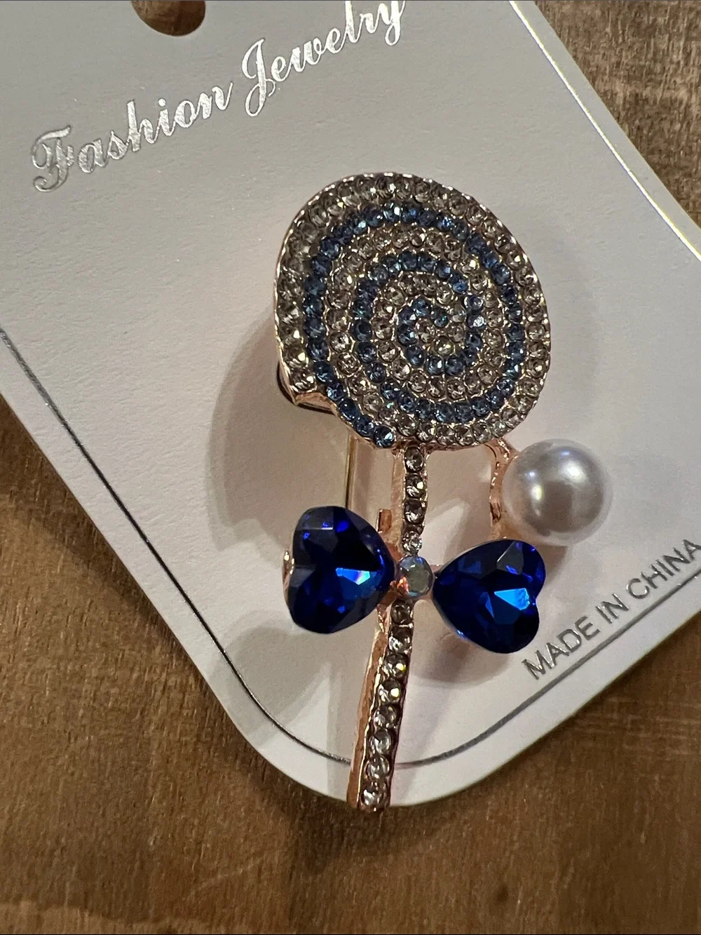 3/$18 Crystal Spiral Lollipop Brooch with Blue Hearts and Pearl Accent Lot 6060
